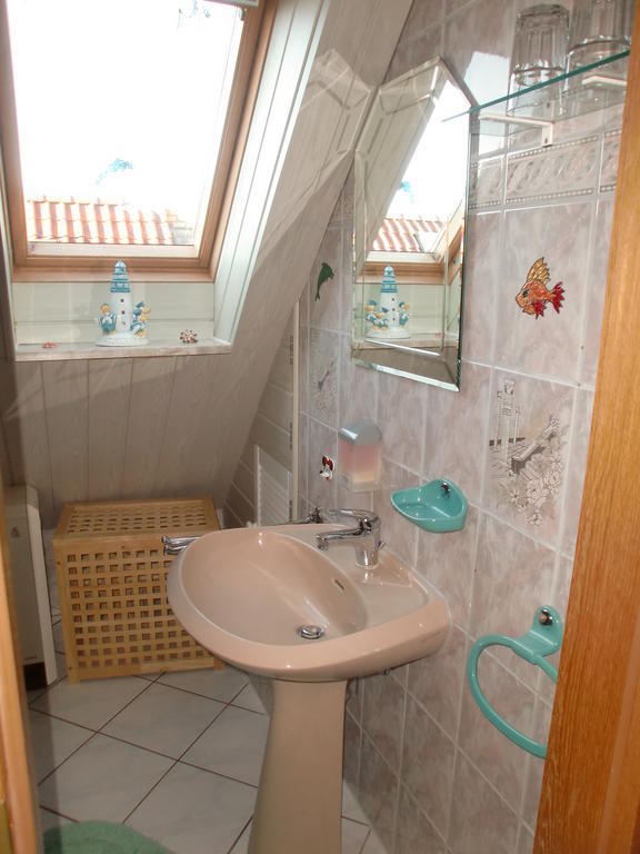 Ferienwohnung Lisa Gingst Ngoại thất bức ảnh