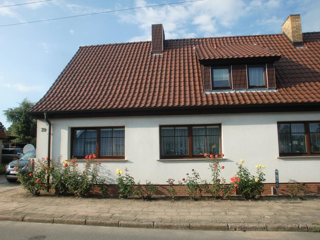 Ferienwohnung Lisa Gingst Ngoại thất bức ảnh